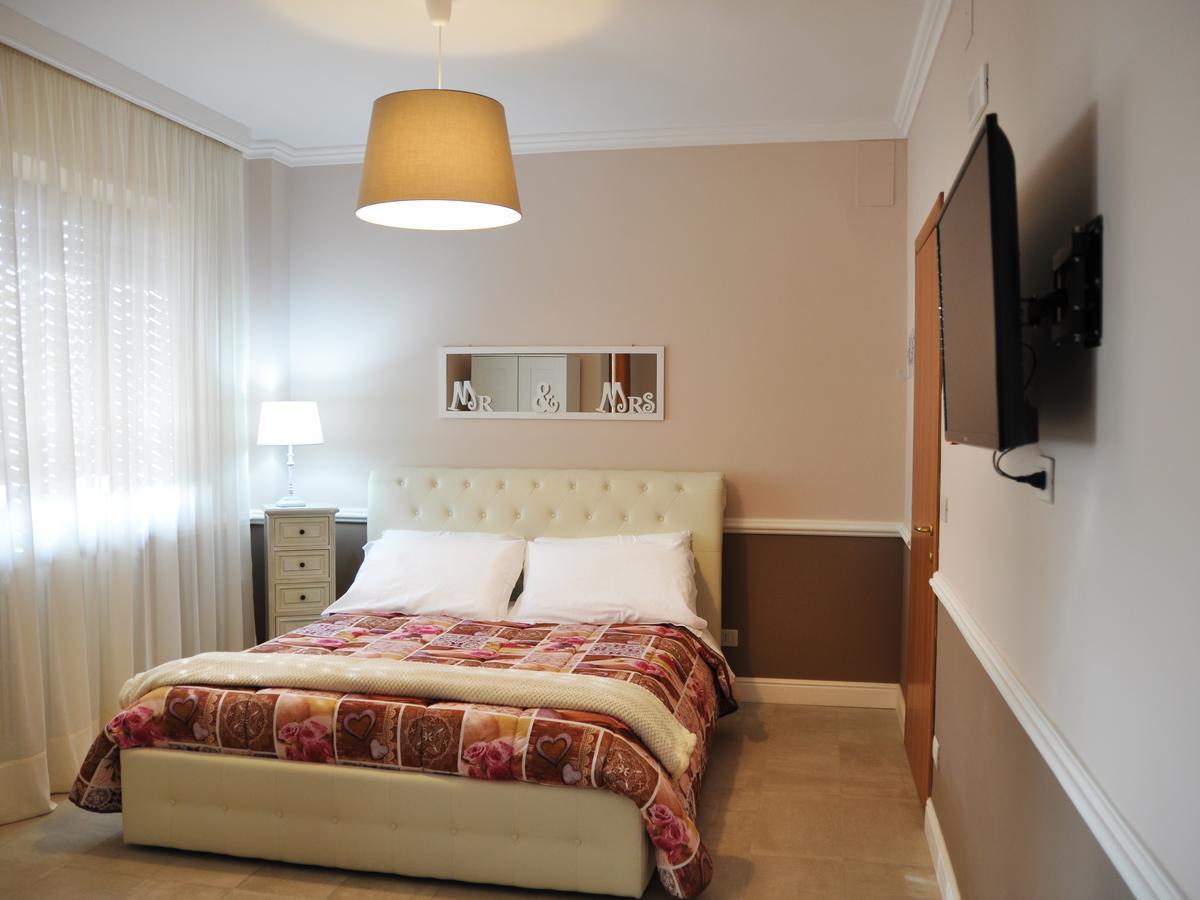B&B In Centro Foggia Bagian luar foto